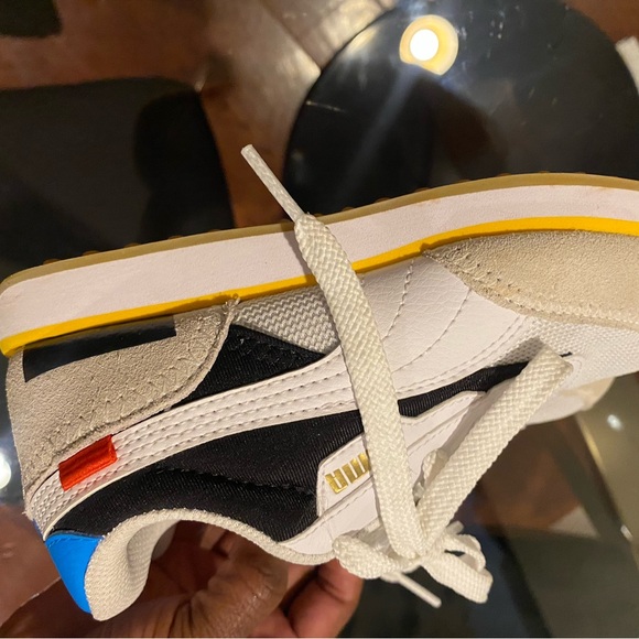 Kids Multicolored PUMA sneakers size 13.5C - Picture 4 of 8